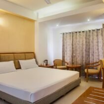 Ready-to-move 2BHK flats in Omaxe